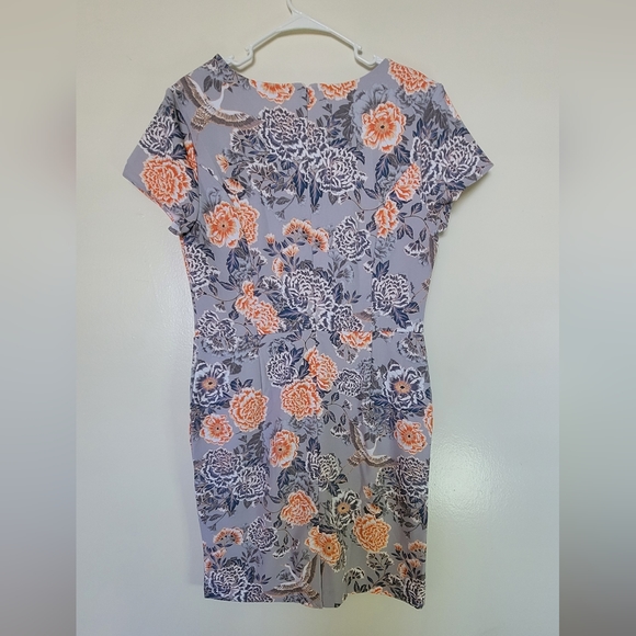 Banana Republic outlet Dress - Picture 4 of 11